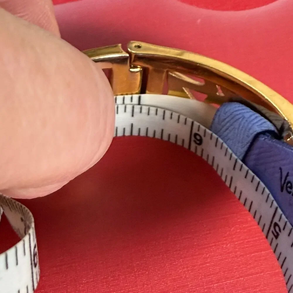 Vintage Elgin Women Gold Tone Hinged Cuff Bracelet Watch Greek Key Quartz Japan